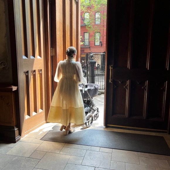 ZIMMERMANN CREAM BOTANICA RUFFLED GOWN - SIZE 1 - Picture 11 of 13